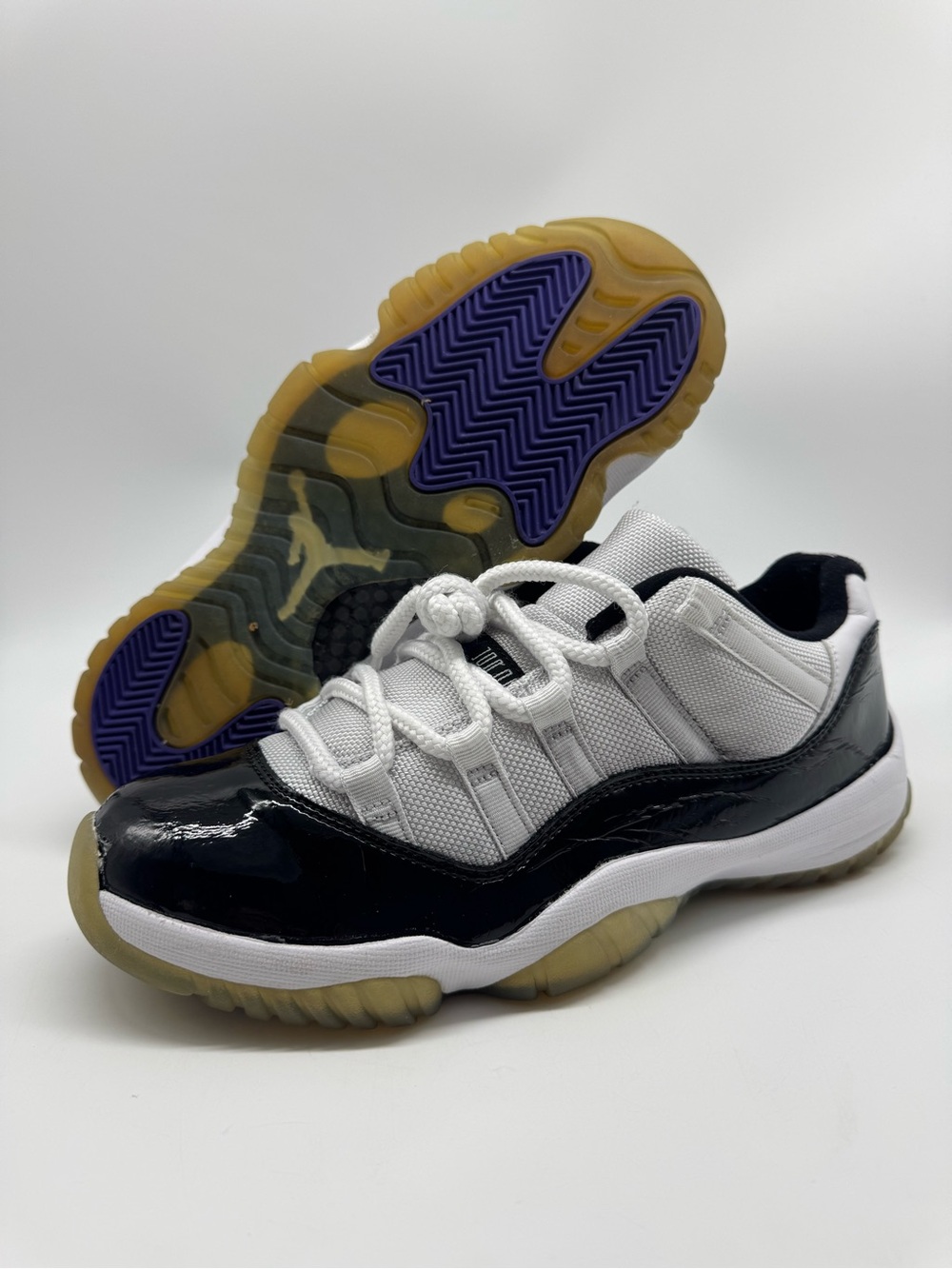 Nike Air Jordan 11 Retro Low Concord White Black 528895-153 Men’s 7.5